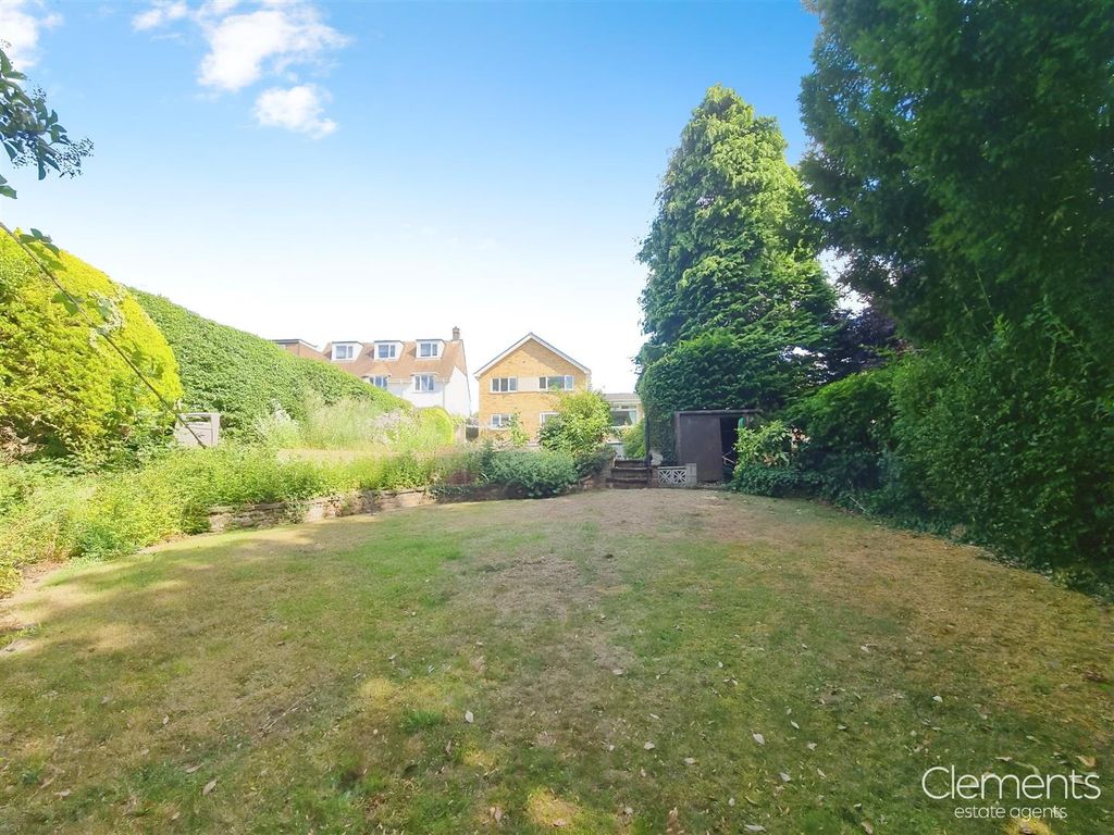 Property photo 3 of 24 505Db15B-Photo-2025-07-14-18-16-16 20 281 29.Jpg