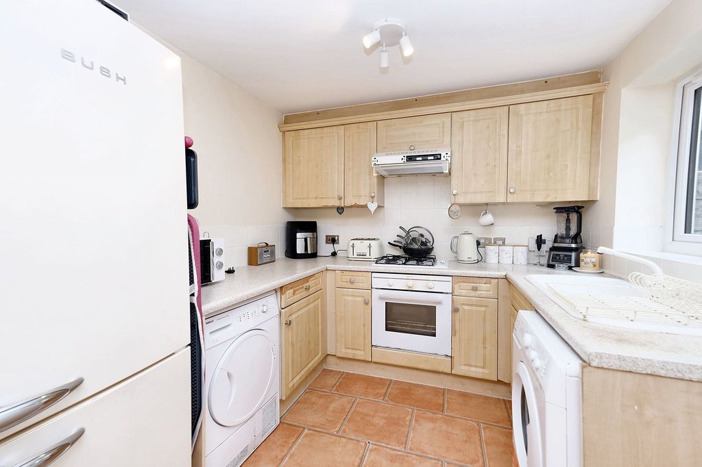 Property photo 3 of 15