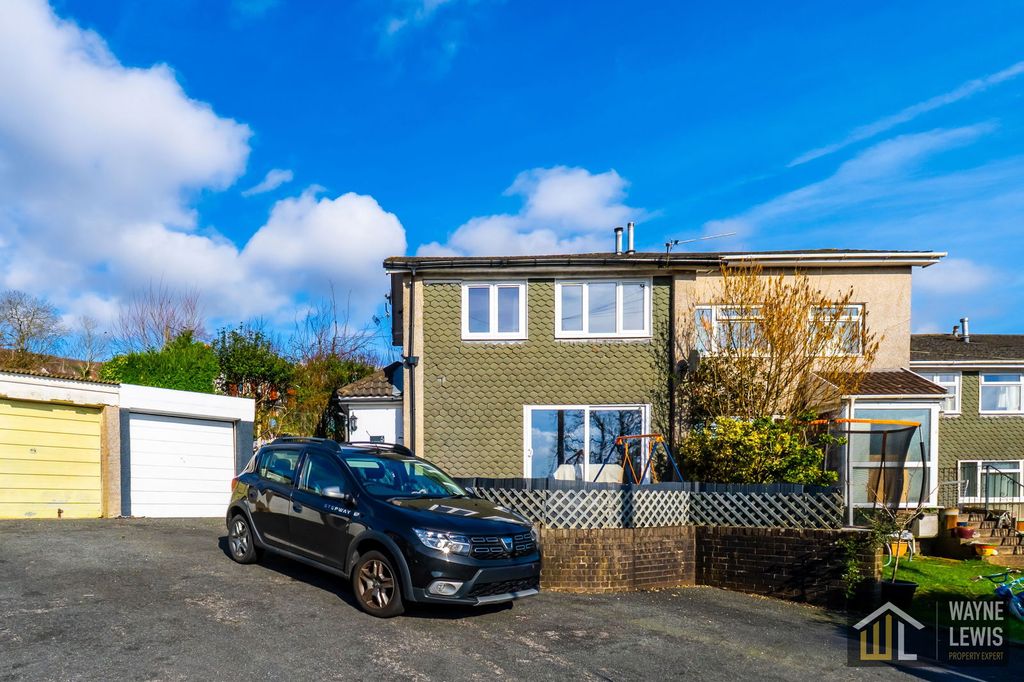 Property photo 1 of 37