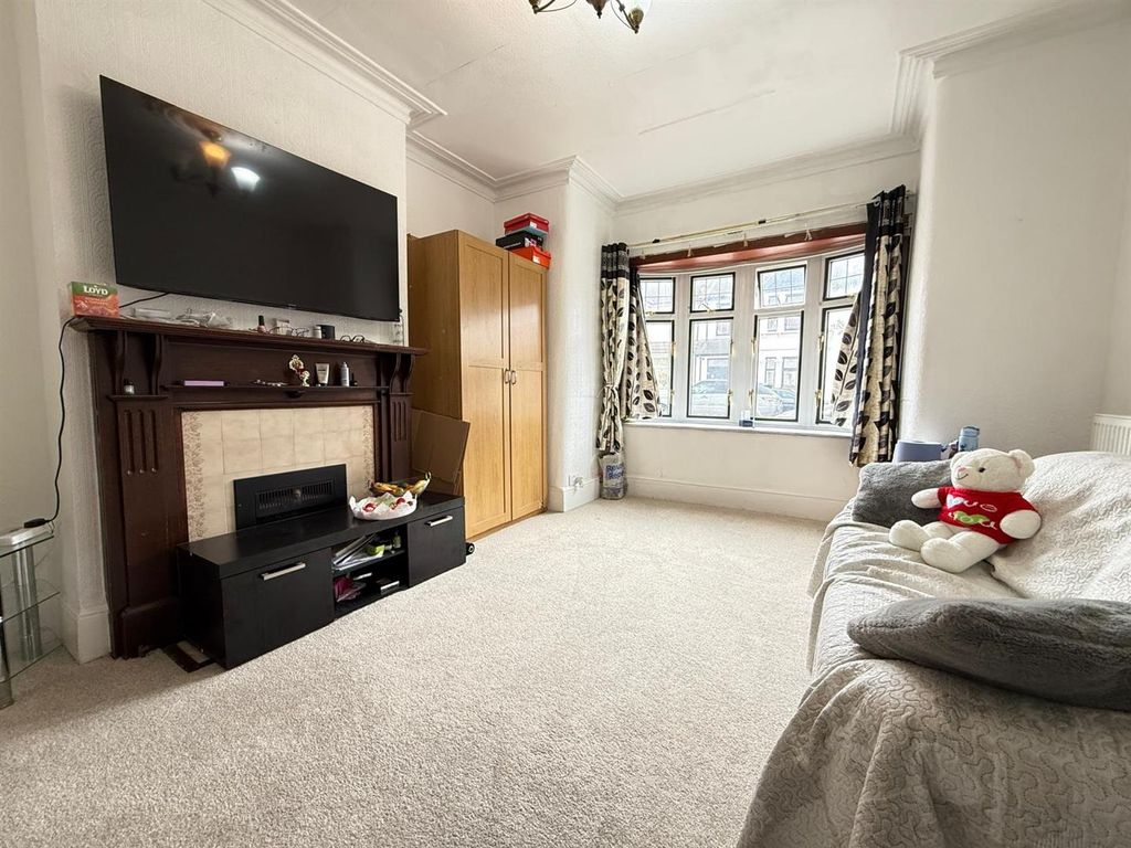 Property photo 3 of 12 03.Jpeg