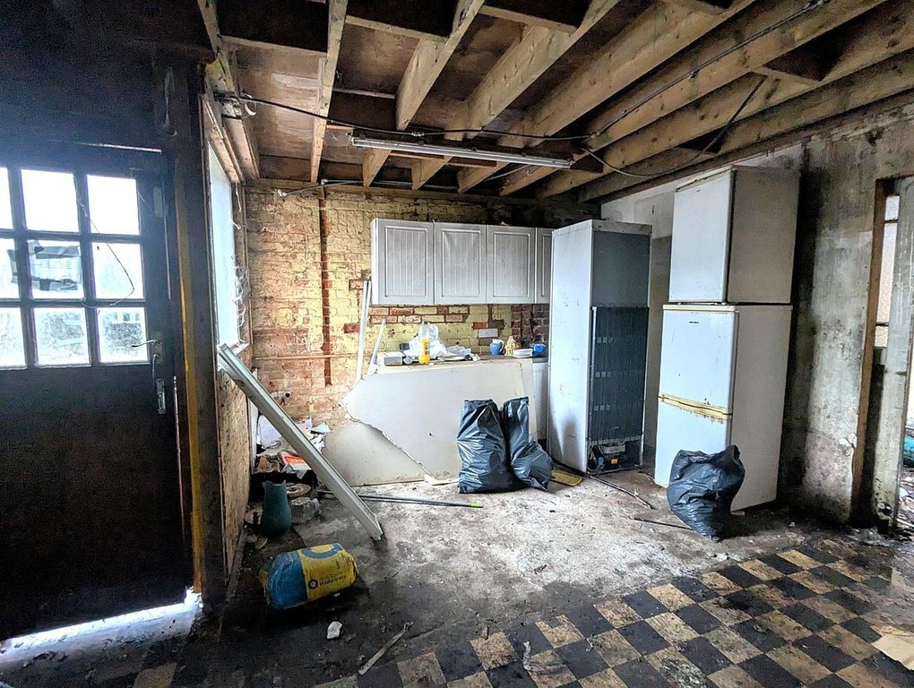 Property photo 3 of 11 Pxl_20260113_104247179.Jpg