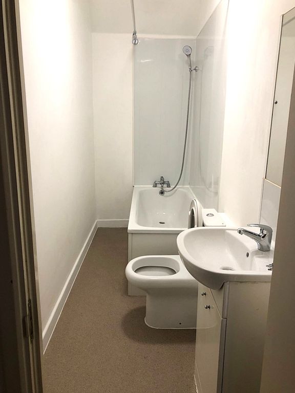Property photo 3 of 3
