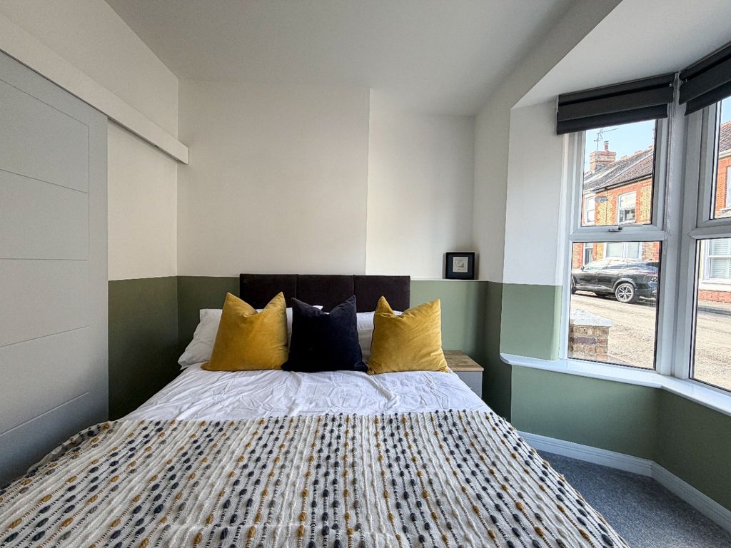 Property photo 3 of 10 5251624