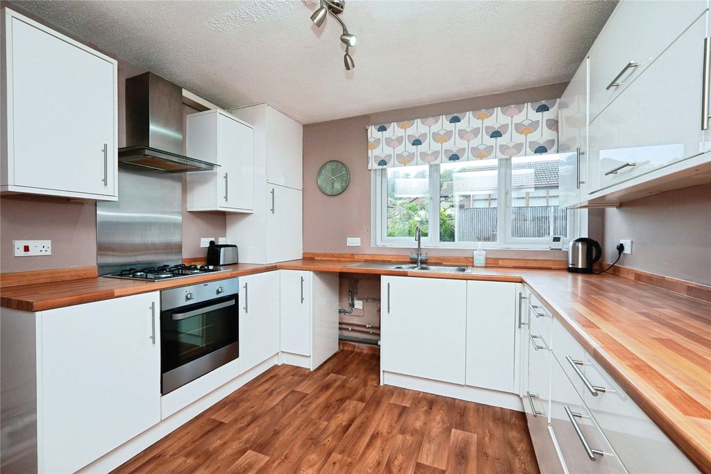 Property photo 3 of 15 Picture No. 14