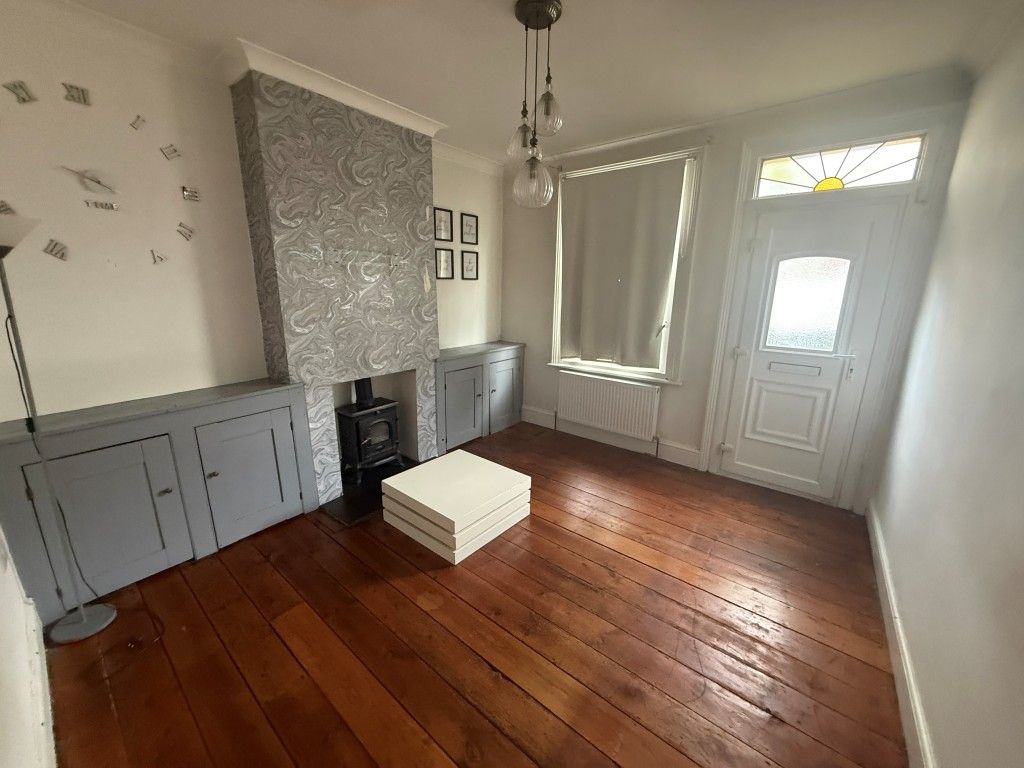 Property photo 2 of 9 Living Room
