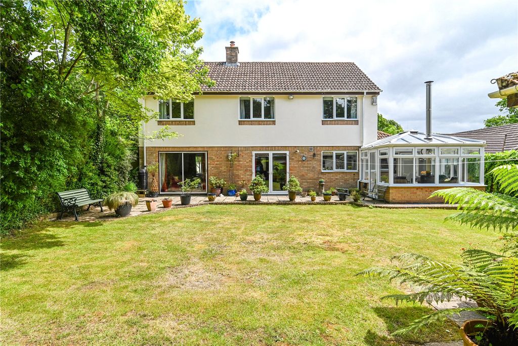 Property photo 1 of 19 Picture No. 01