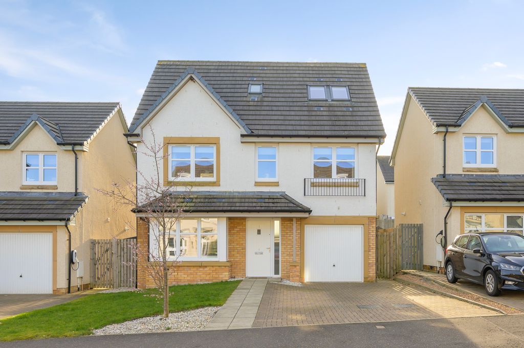 Property photo 1 of 42 Primary Property Image