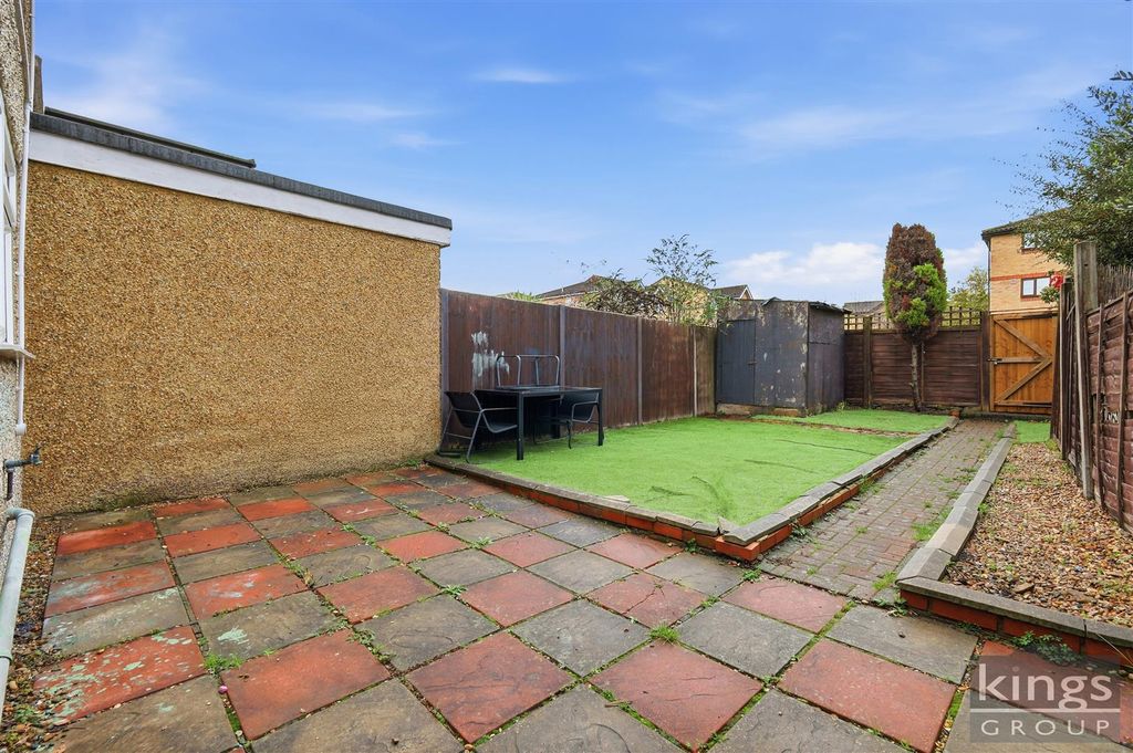 Property photo 2 of 14