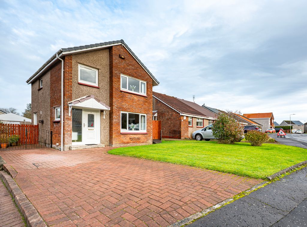 Property photo 1 of 44