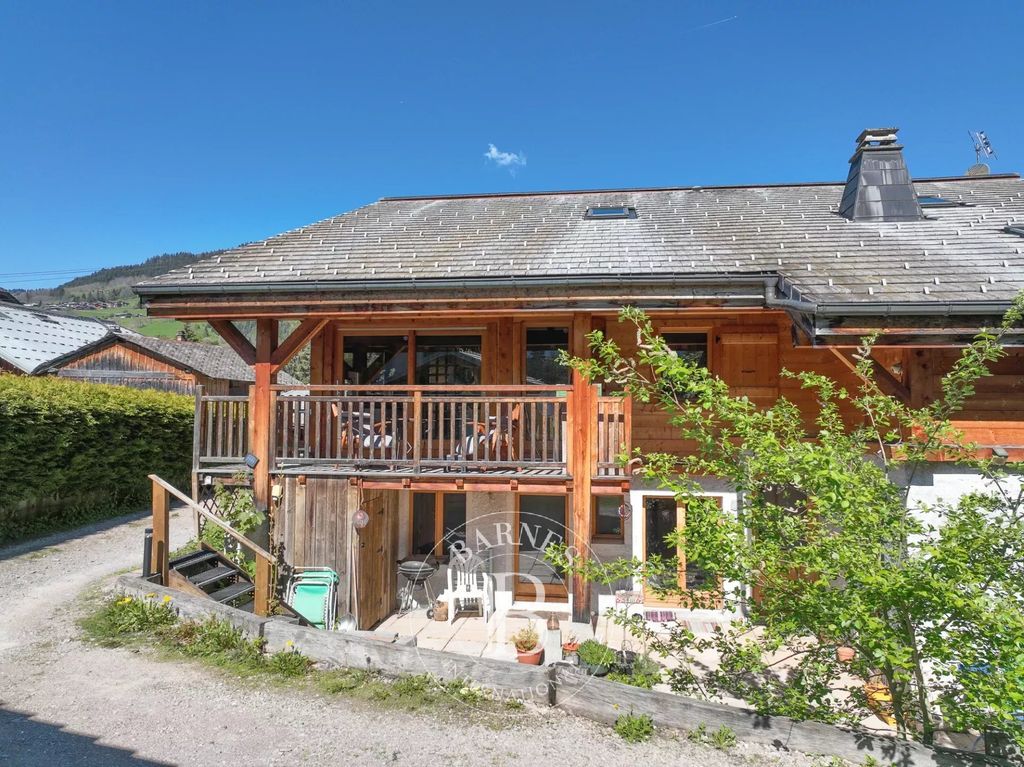 Property photo 2 of 33