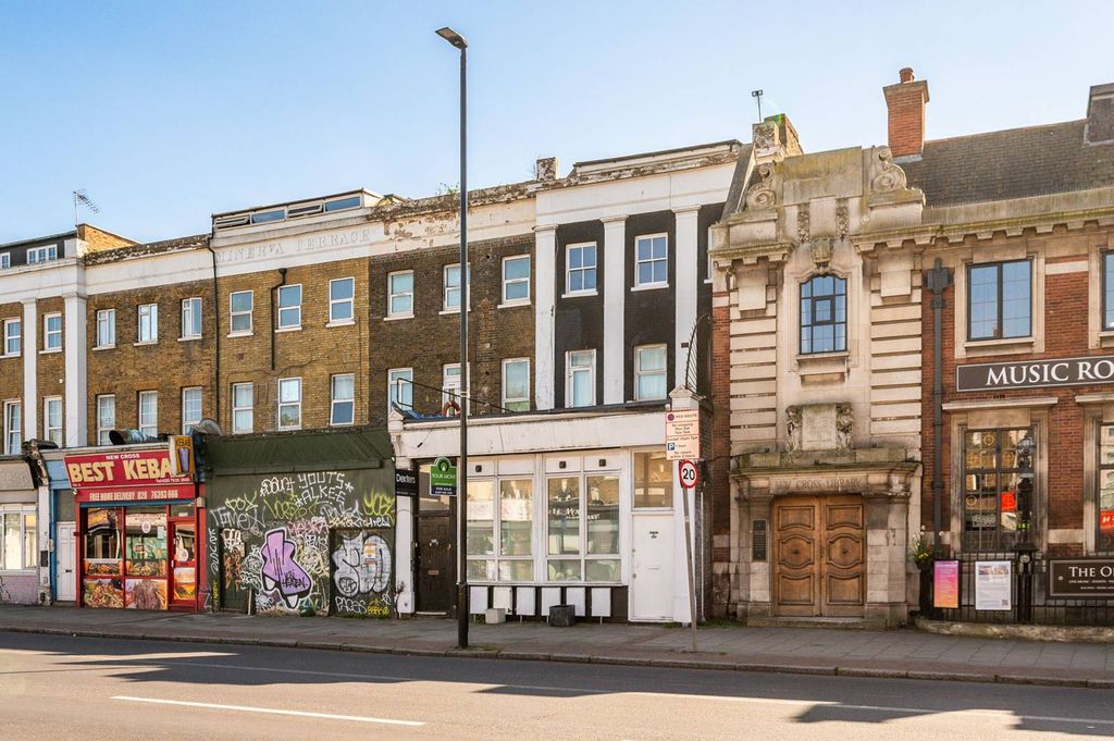 Property photo 1 of 2