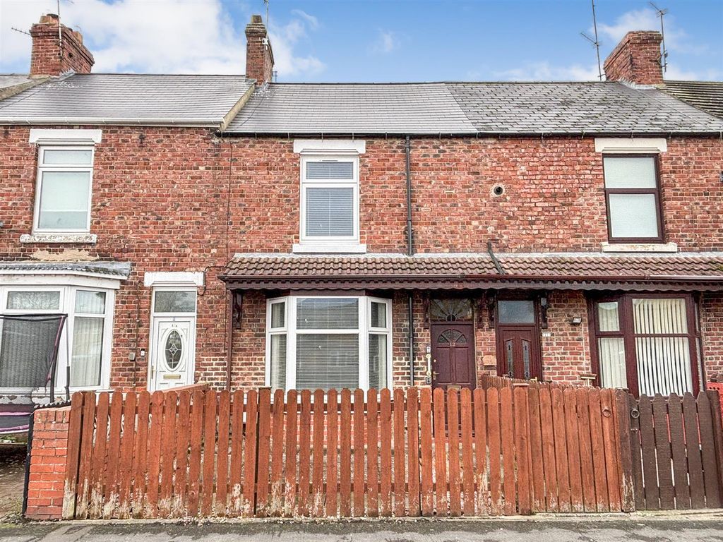 Property photo 1 of 12 Front