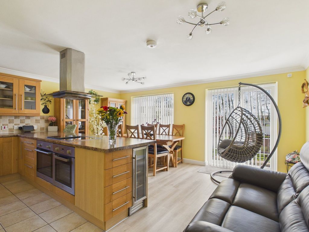 Property photo 2 of 24