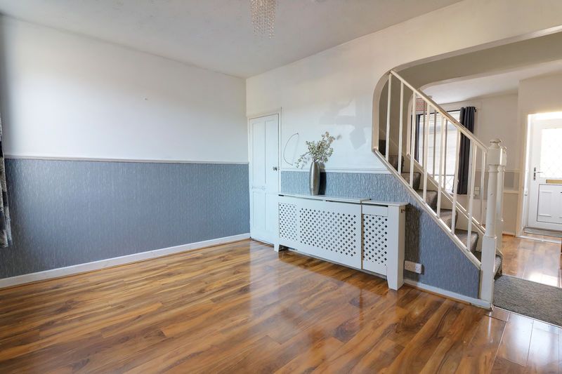 Property photo 2 of 11 Dining Room