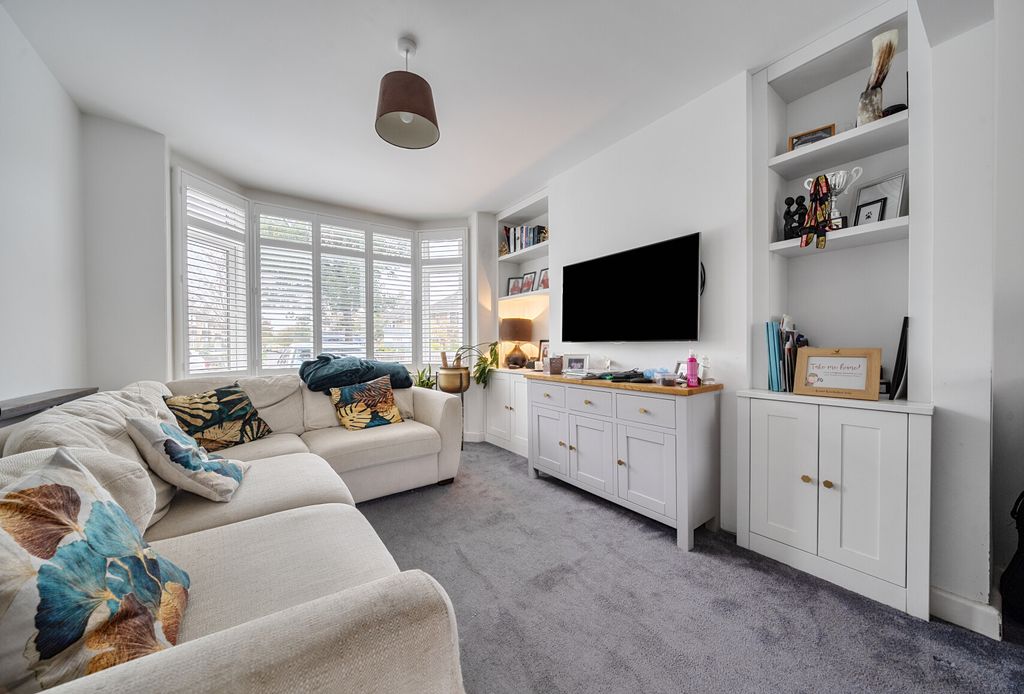 Property photo 2 of 16 Living Area