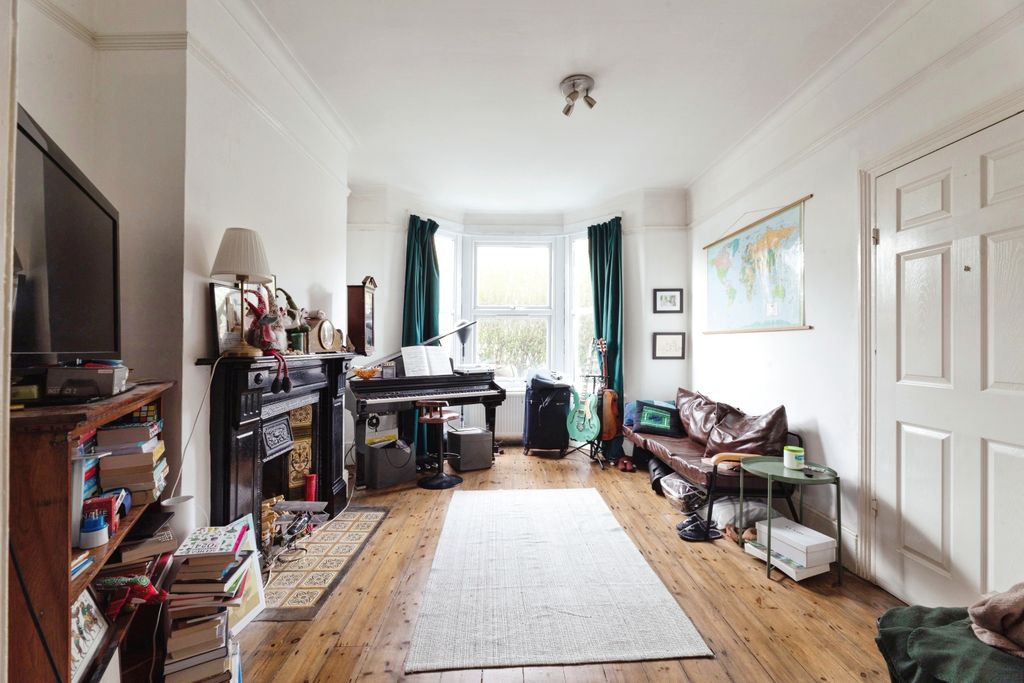 Property photo 2 of 10 2