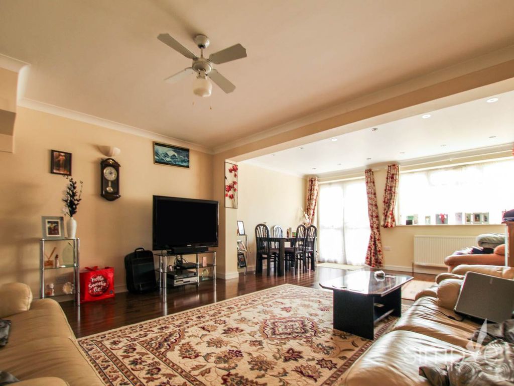 Property photo 1 of 18 Img_0444