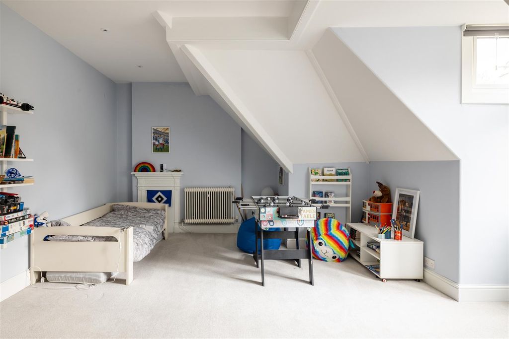 Additional image 30 of 5 bed property for saleGatton Road, Reigate RH2