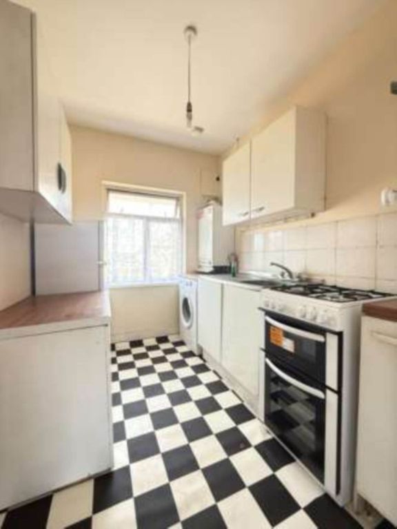 Property photo 3 of 4