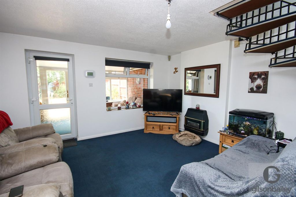 Property photo 2 of 13 Img_9268-2.Jpg