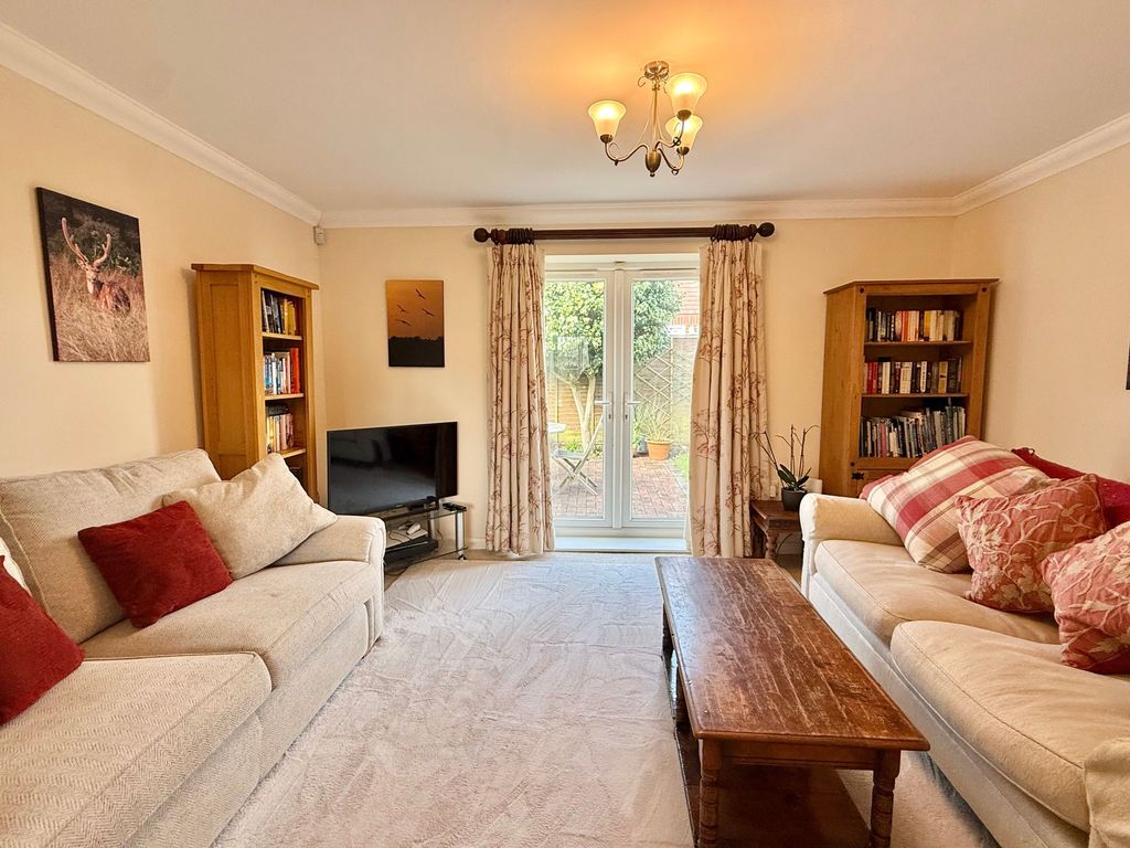 Property photo 3 of 13