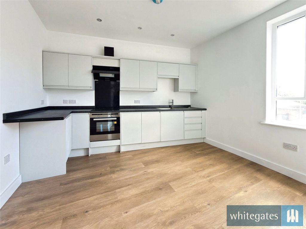 Property photo 3 of 18 Picture No. 08