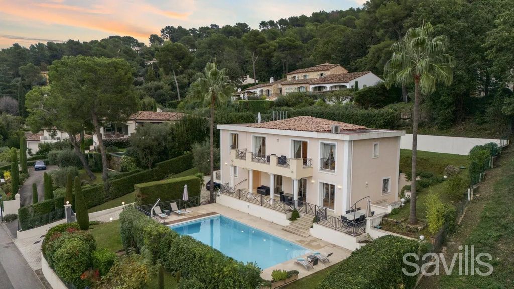 Property photo 1 of 11 Royal Mougins Golf -Villa With Panoramic Views.