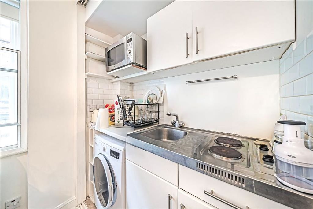Property photo 2 of 3