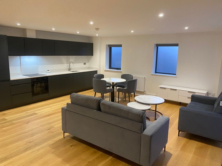 Property photo 2 of 11 Jpg