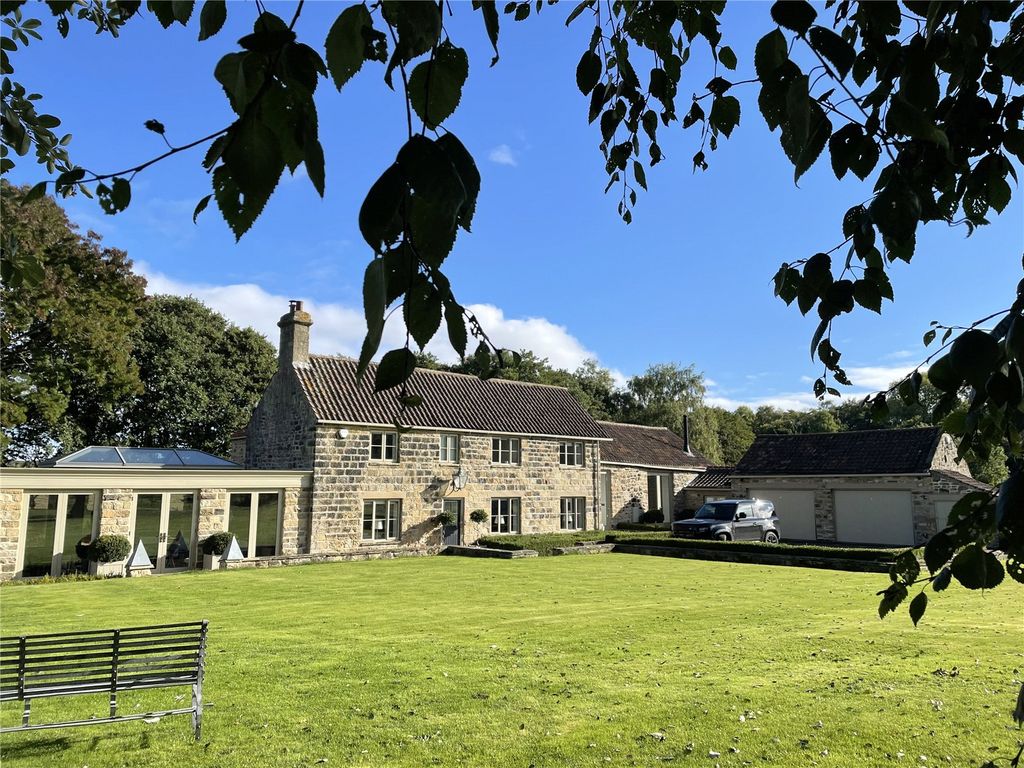 Property photo 2 of 17 Main External