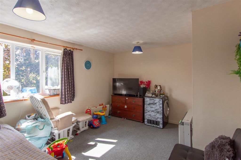Property photo 3 of 5 Img_1178.Jpg