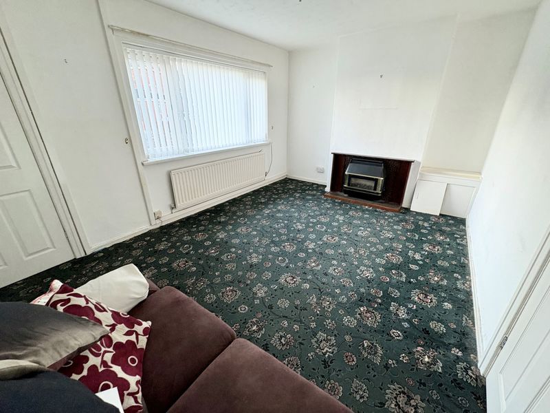 Property photo 2 of 8 Photo 5