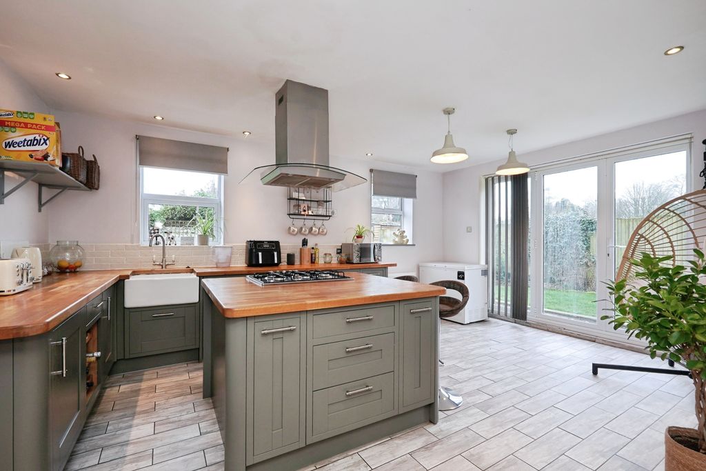 Property photo 2 of 27 Kitchen-Diner