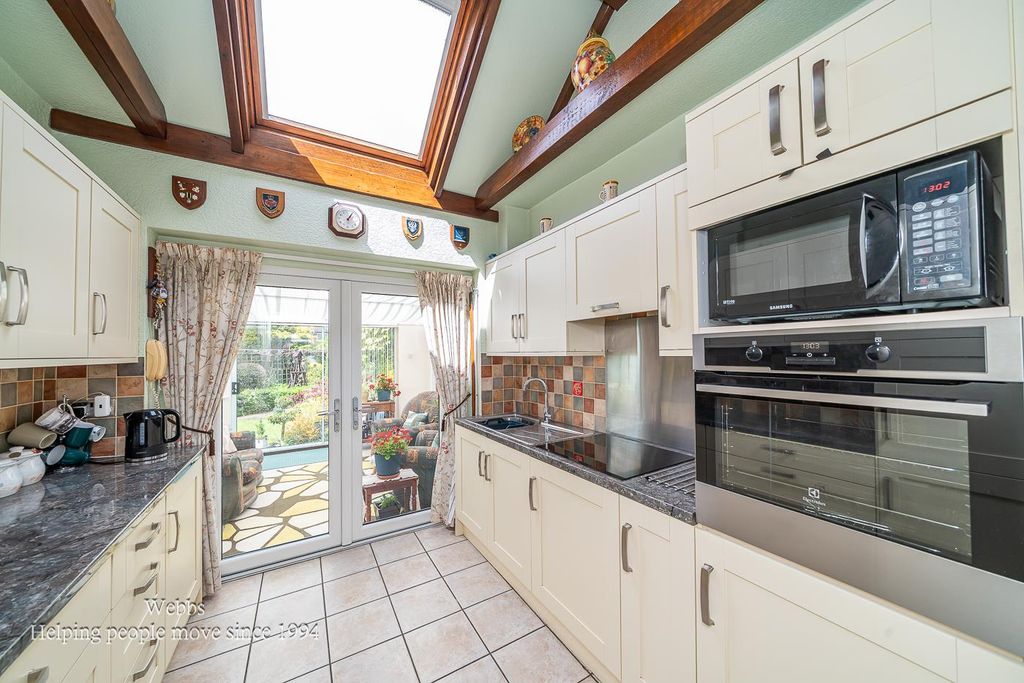 Property photo 3 of 34 Webbs-12.Jpg
