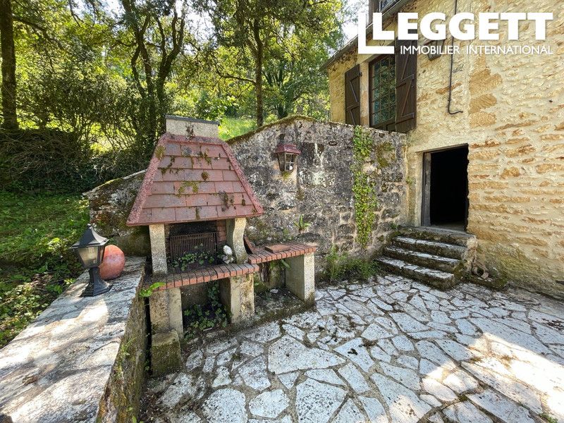 Property photo 2 of 10