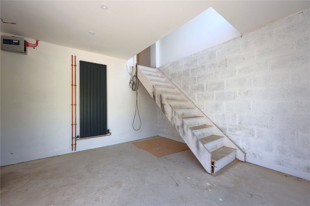 Property photo 3 of 25 Picture No. 03