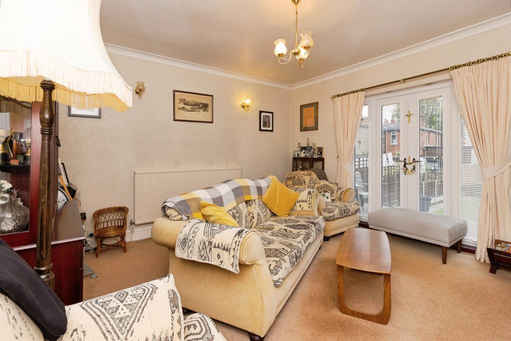 Property photo 3 of 18