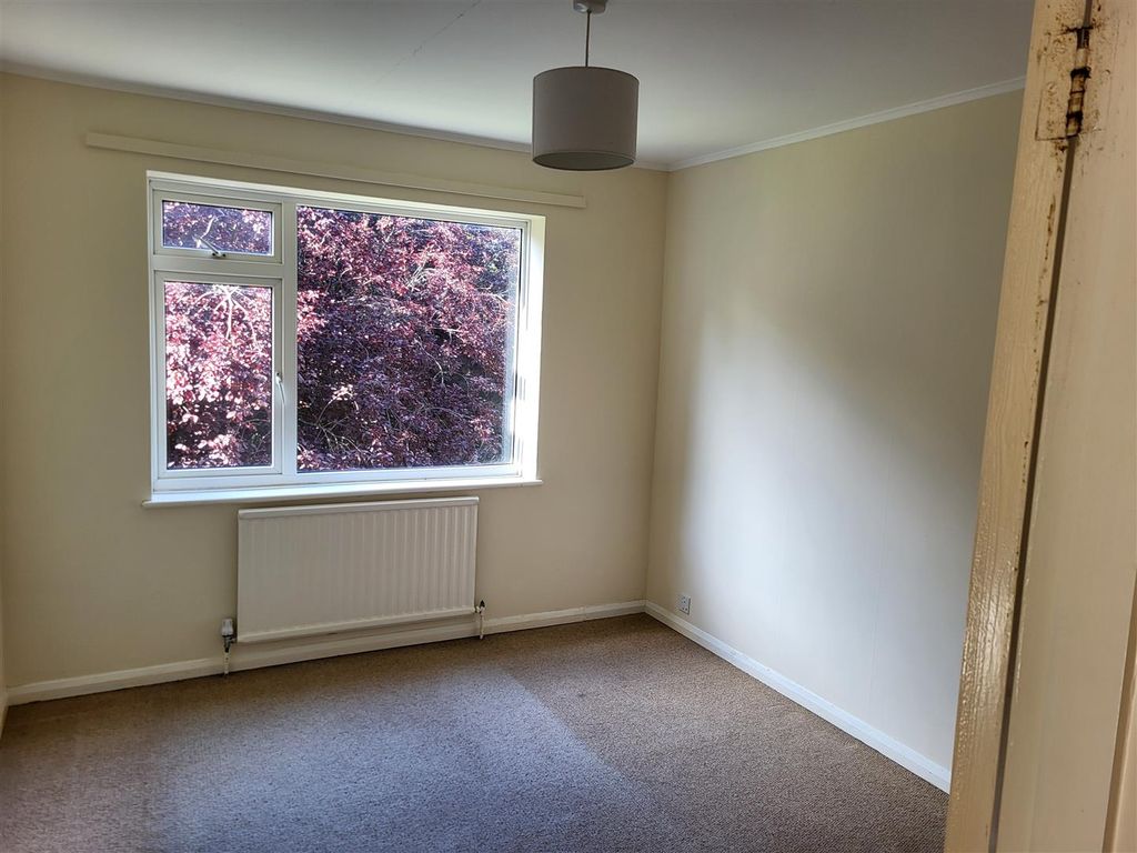 Additional image 7 of 2 bed flat for saleCoverdale Court, London Road, East Grinstead RH19