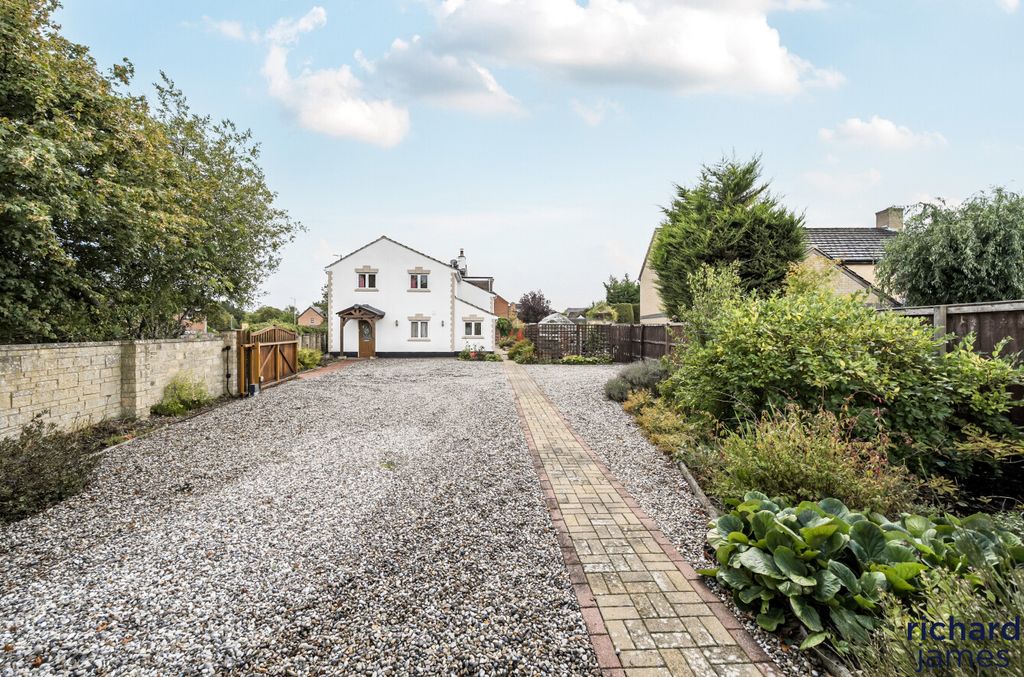 Property photo 1 of 26 8c9994466Be64A079F5237d0d3Bfeddc