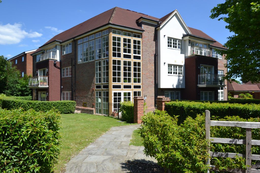 Property photo 3 of 12