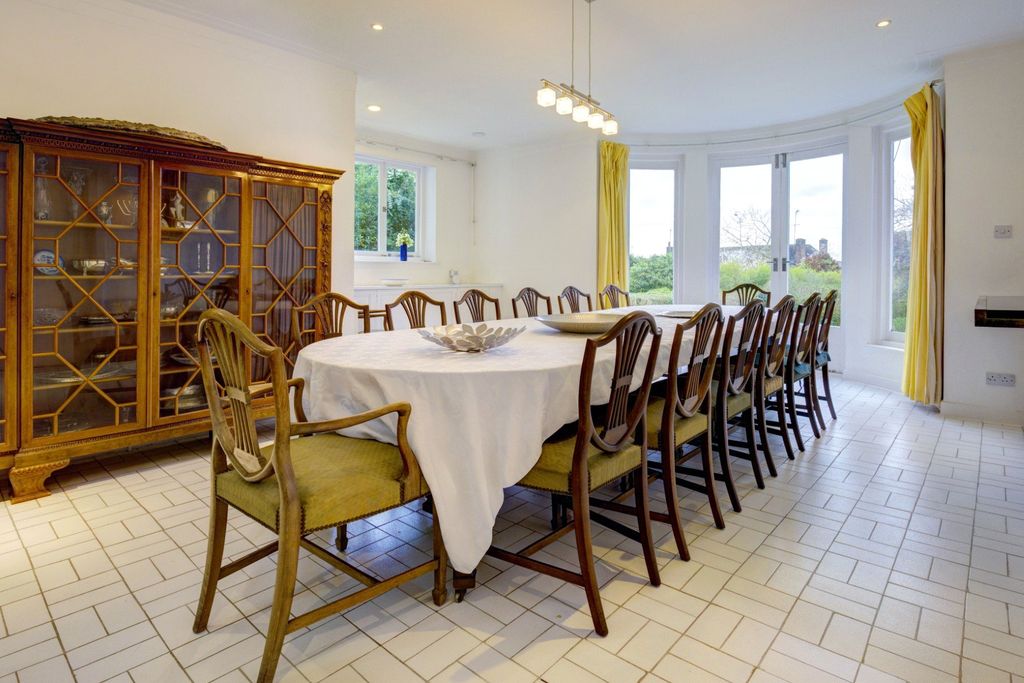 Property photo 3 of 12 Picture No. 05