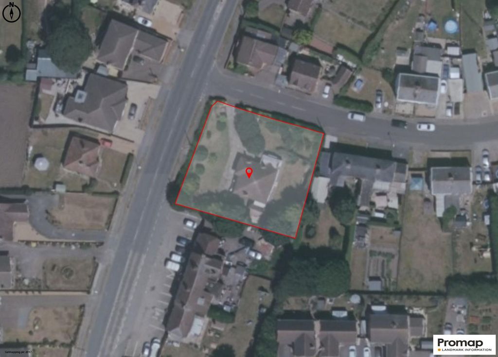 Property photo 2 of 9