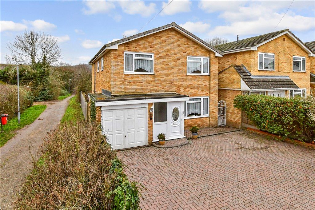 Property photo 1 of 15 Front Web