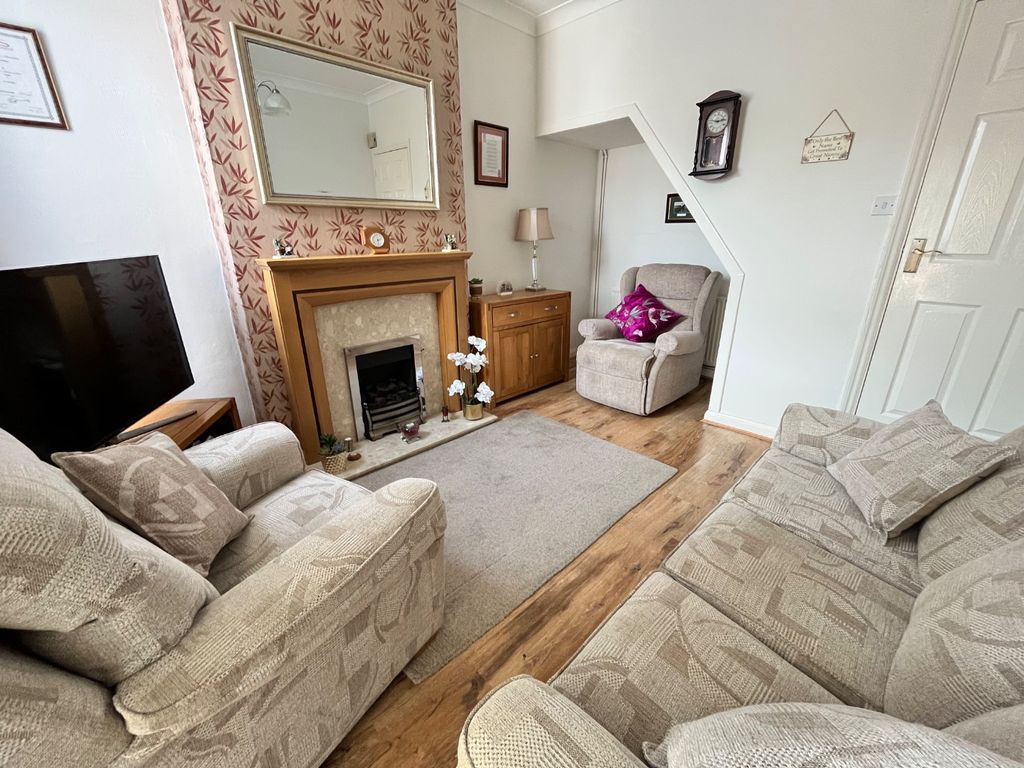 Property photo 3 of 10 4349252