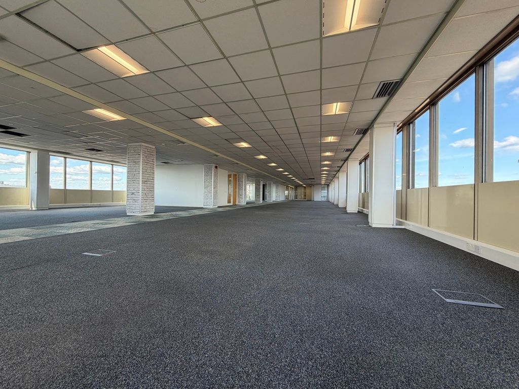 Property photo 3 of 12 Photo 30