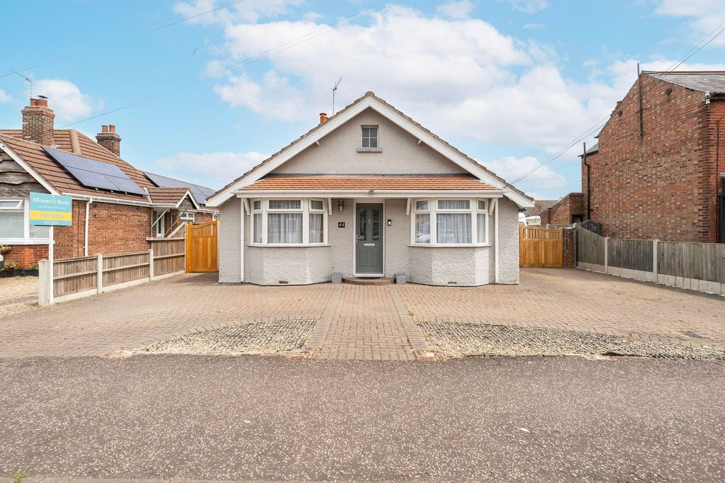 Property photo 1 of 20