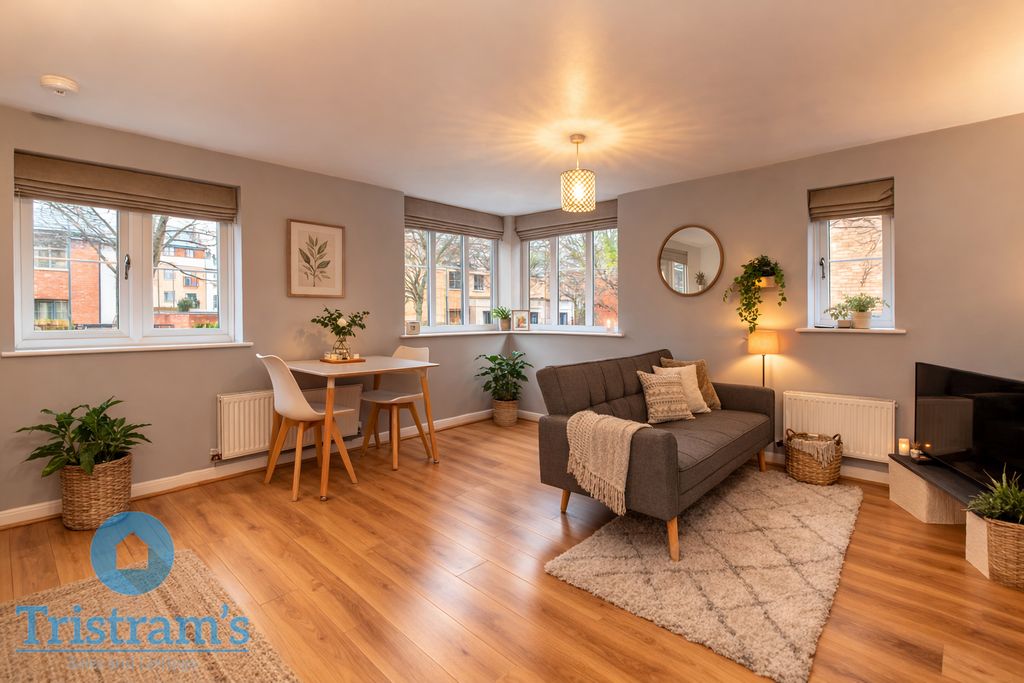 Property photo 2 of 8