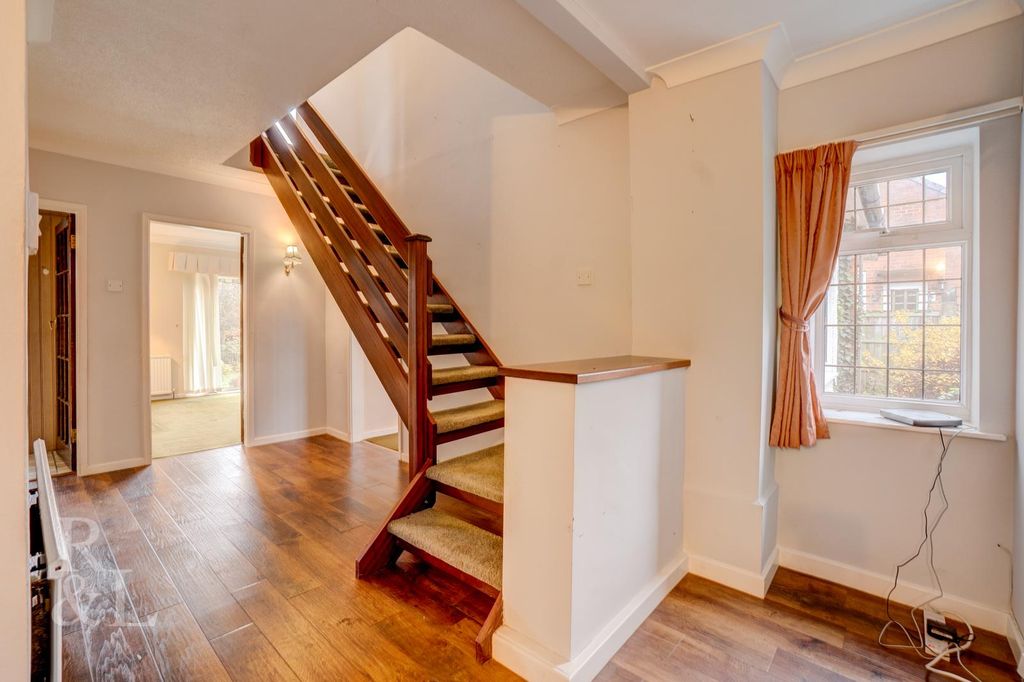 Property photo 3 of 36 Batched (2).Jpg