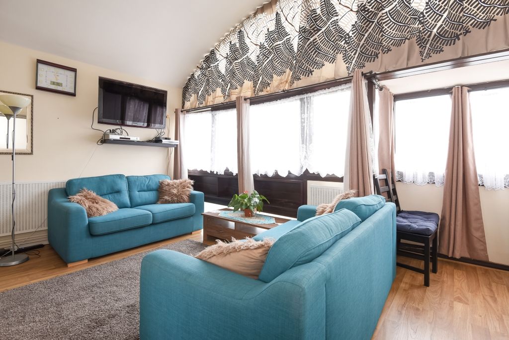 Property photo 1 of 6 214331 (4)
