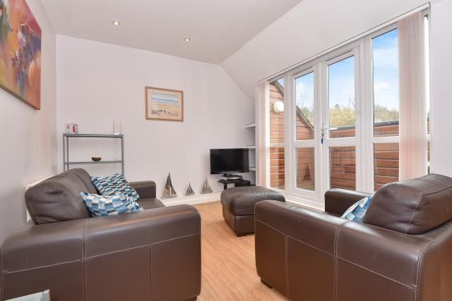 Property photo 2 of 13 Internal View 1